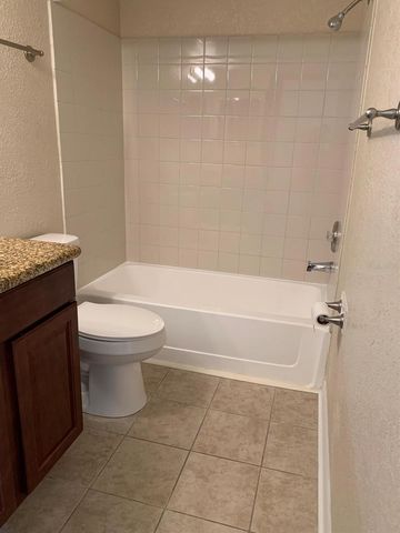 5112 CONROY ROAD 14, Orlando, FL 32811