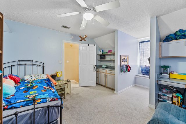 132 Wedgewood Lane, Crestview, FL 32536