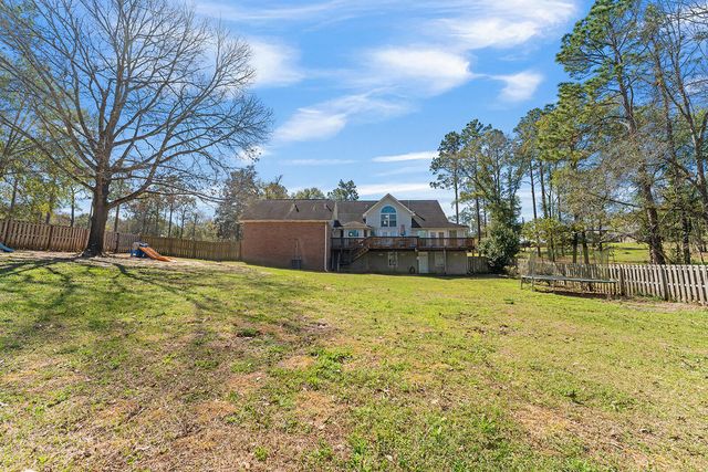 132 Wedgewood Lane, Crestview, FL 32536