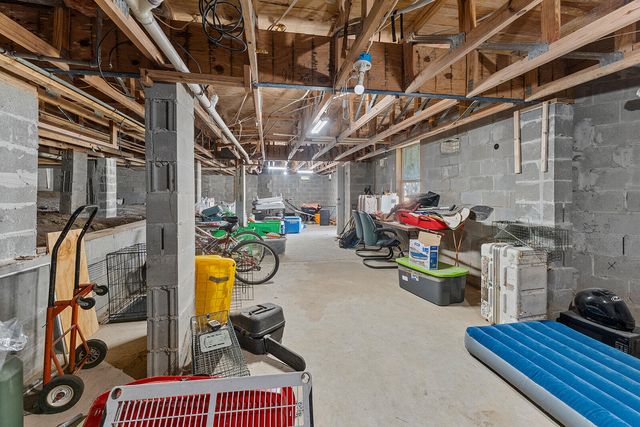 132 Wedgewood Lane, Crestview, FL 32536