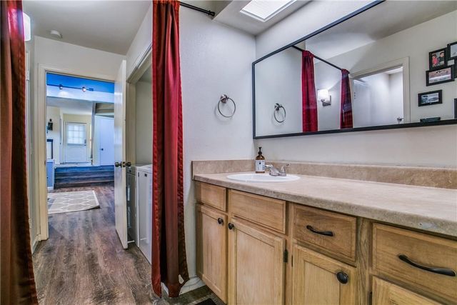 1330 El Camino Real, Euless, TX 76040