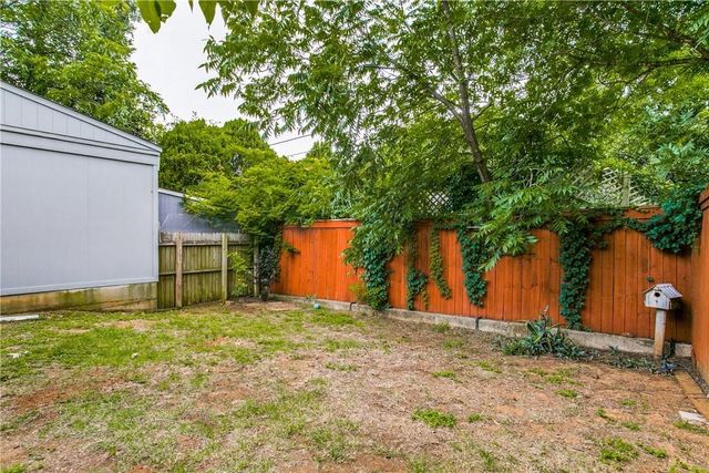 1330 El Camino Real, Euless, TX 76040