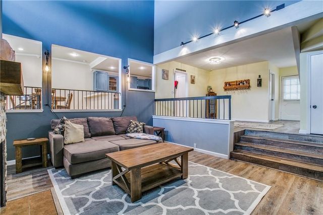 1330 El Camino Real, Euless, TX 76040