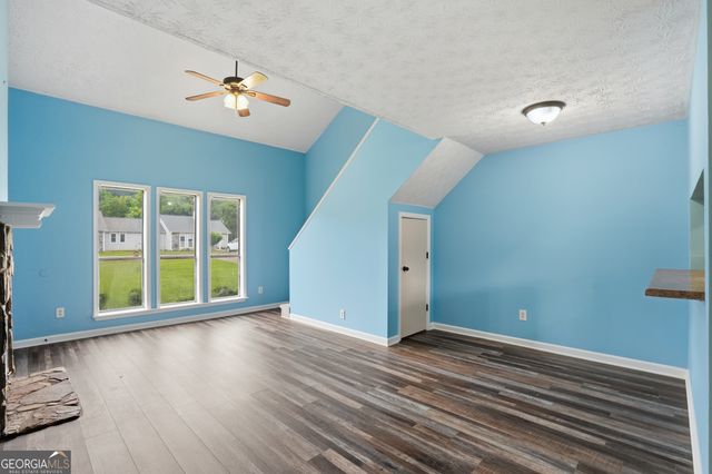 13 Ember Way, Cartersville, GA 30120
