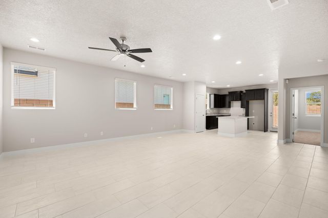 4201 Crowned Eagle Loop NE, Rio Rancho, NM 87144