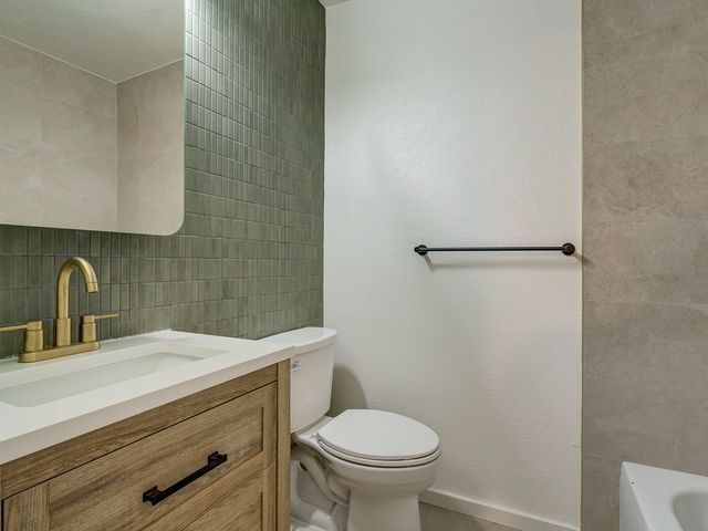 1727 Callejon Emilia, Santa Fe, NM 87501