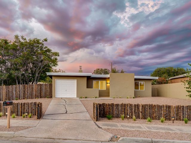 1727 Callejon Emilia, Santa Fe, NM 87501