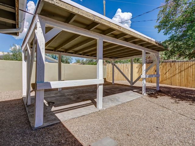 1727 Callejon Emilia, Santa Fe, NM 87501