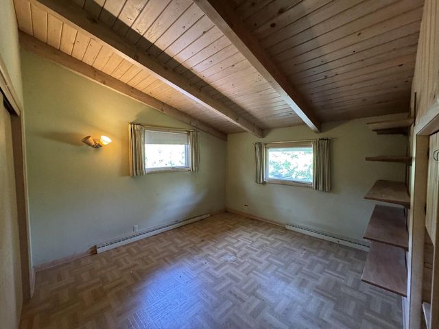 10117 N Greenview DRIVE, Mequon, WI 53092