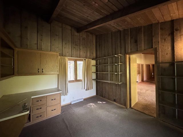10117 N Greenview DRIVE, Mequon, WI 53092