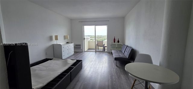 7904 West Dr 606, North Bay Village, FL 33141