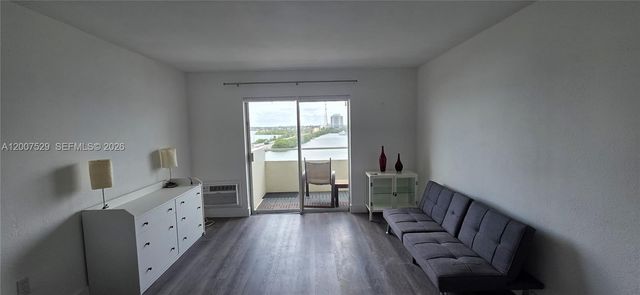 7904 West Dr 606, North Bay Village, FL 33141