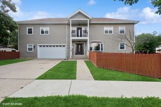 447 W Harrison Road, Lombard, IL 60148