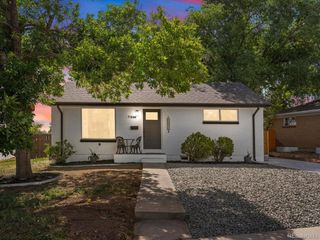 7296 Avrum Dr, Denver, CO 80221