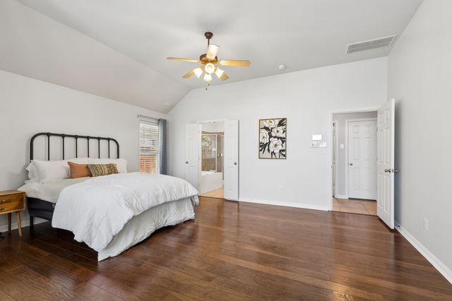 8728 Dayton Drive, Lantana, TX 76226