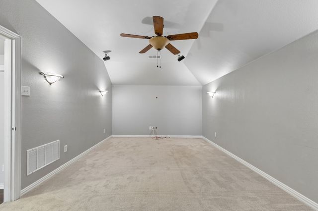 8728 Dayton Drive, Lantana, TX 76226