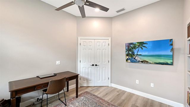 5220 SUNNYDALE CIRCLE S, Sarasota, FL 34233