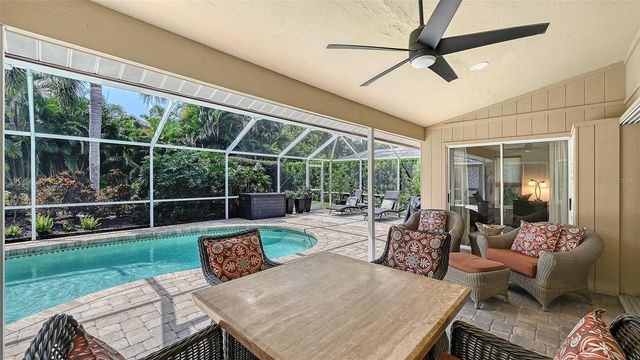 5220 SUNNYDALE CIRCLE S, Sarasota, FL 34233