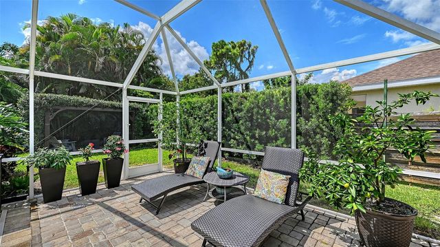 5220 SUNNYDALE CIRCLE S, Sarasota, FL 34233