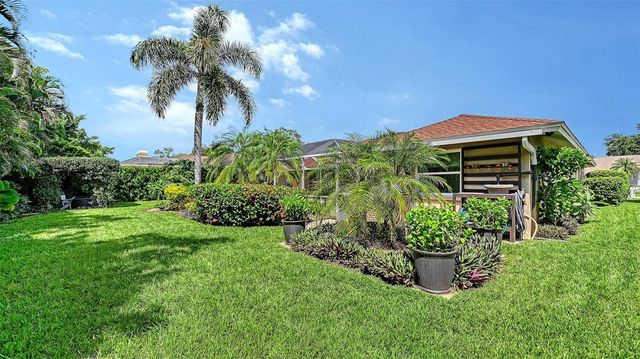 5220 SUNNYDALE CIRCLE S, Sarasota, FL 34233