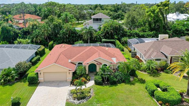 5220 SUNNYDALE CIRCLE S, Sarasota, FL 34233