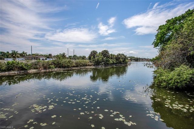 1915 NE 23rd AVE, Cape Coral, FL 33909