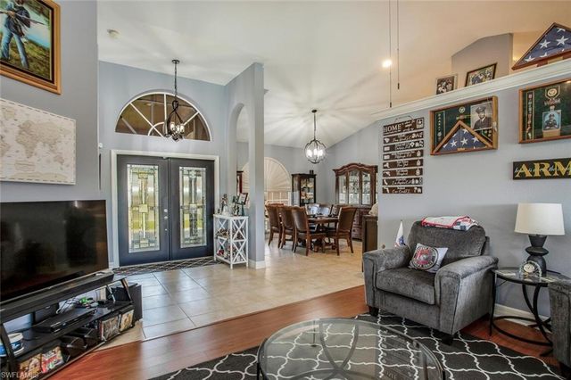 1915 NE 23rd AVE, Cape Coral, FL 33909