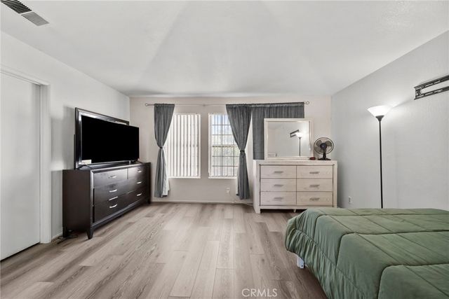 2654 Regal Court, Lancaster, CA 93535