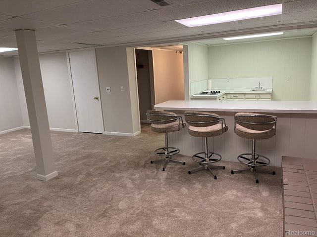 33426 Harlan Drive, Farmington Hills, MI 48331