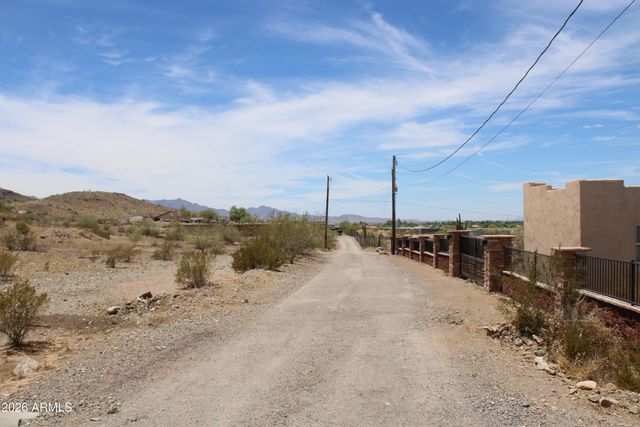 394x W Sunrise Avenue -, Laveen, AZ 85339