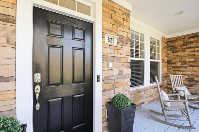 829 Highwater Place, Fuquay Varina, NC 27526