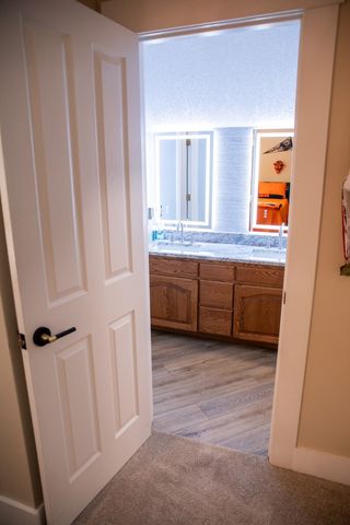 32 Sumac Lane, Los Alamos, NM 87544