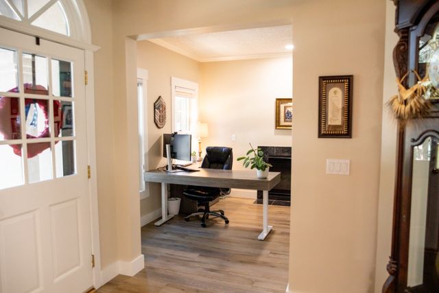32 Sumac Lane, Los Alamos, NM 87544