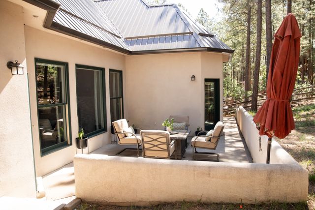 32 Sumac Lane, Los Alamos, NM 87544