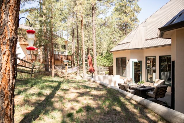 32 Sumac Lane, Los Alamos, NM 87544
