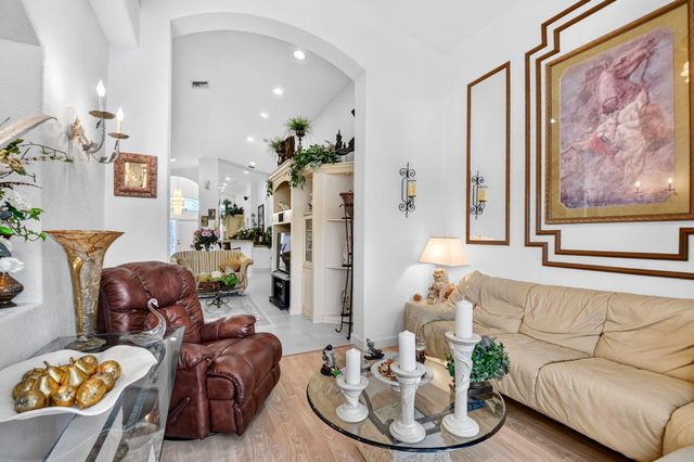 6330 Westchester Club Drive N, Boynton Beach, FL 33437