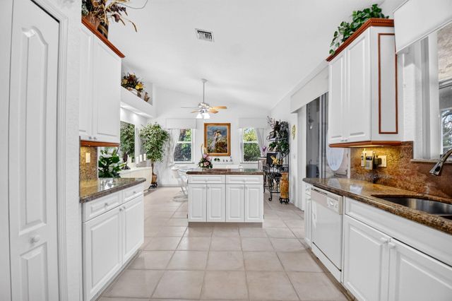 6330 Westchester Club Drive N, Boynton Beach, FL 33437