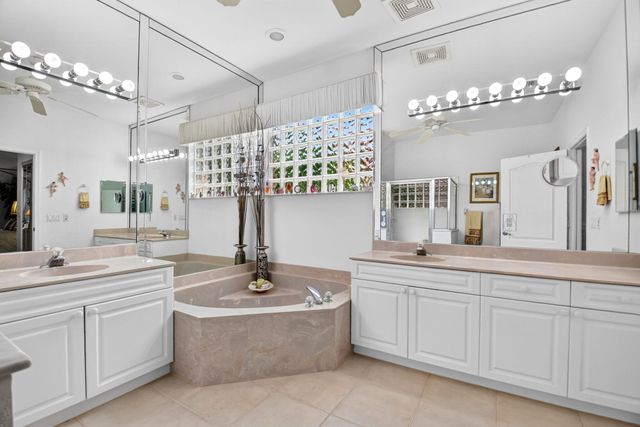 6330 Westchester Club Drive N, Boynton Beach, FL 33437