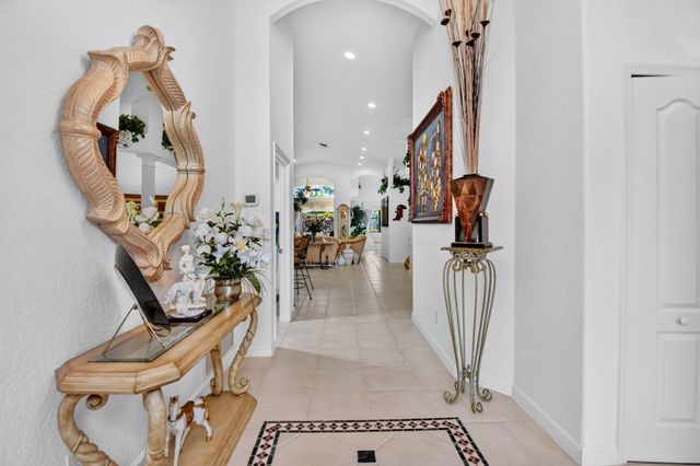 6330 Westchester Club Drive N, Boynton Beach, FL 33437