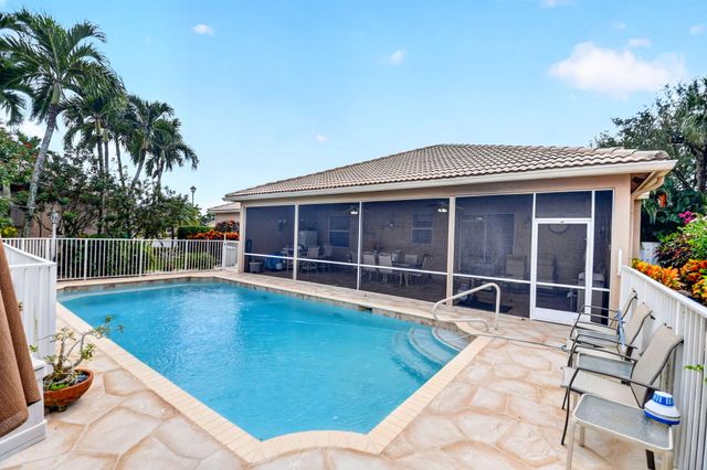 6330 Westchester Club Drive N, Boynton Beach, FL 33437