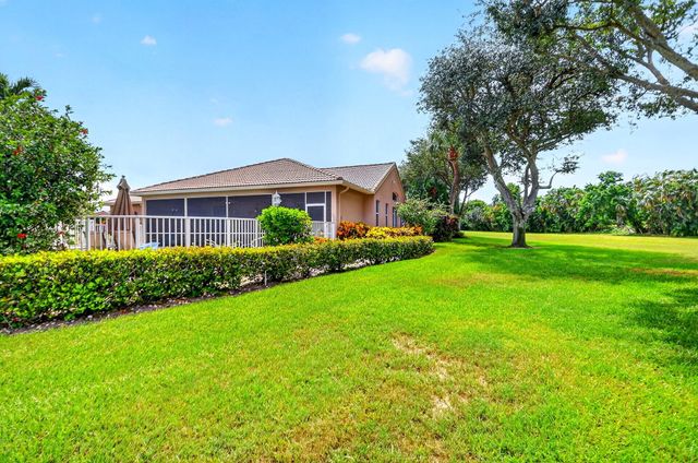 6330 Westchester Club Drive N, Boynton Beach, FL 33437