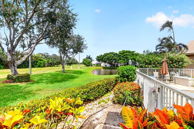 6330 Westchester Club Drive N, Boynton Beach, FL 33437
