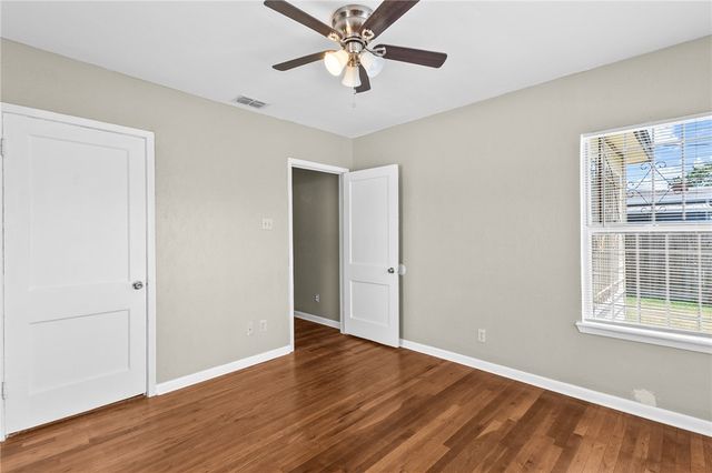 234 Pearse Dr, Corpus Christi, TX 78415