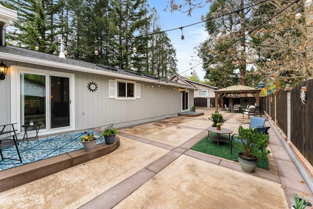 1500 NW B Street, Grants Pass, OR 97526