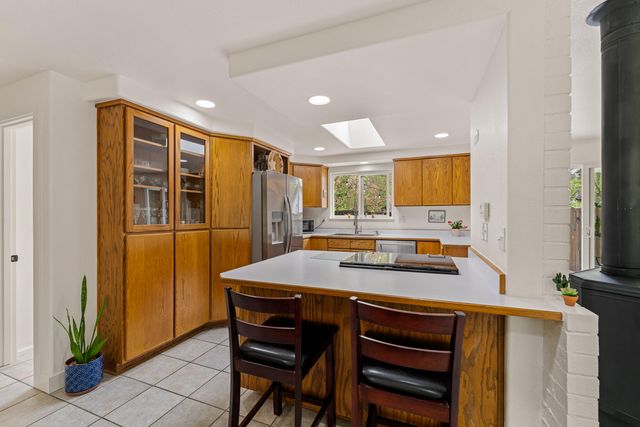 1500 NW B Street, Grants Pass, OR 97526