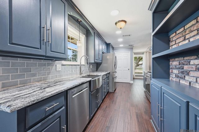 11180 Worthington Ave, Baton Rouge, LA 70815