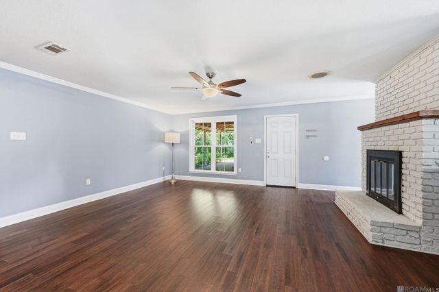 11180 Worthington Ave, Baton Rouge, LA 70815