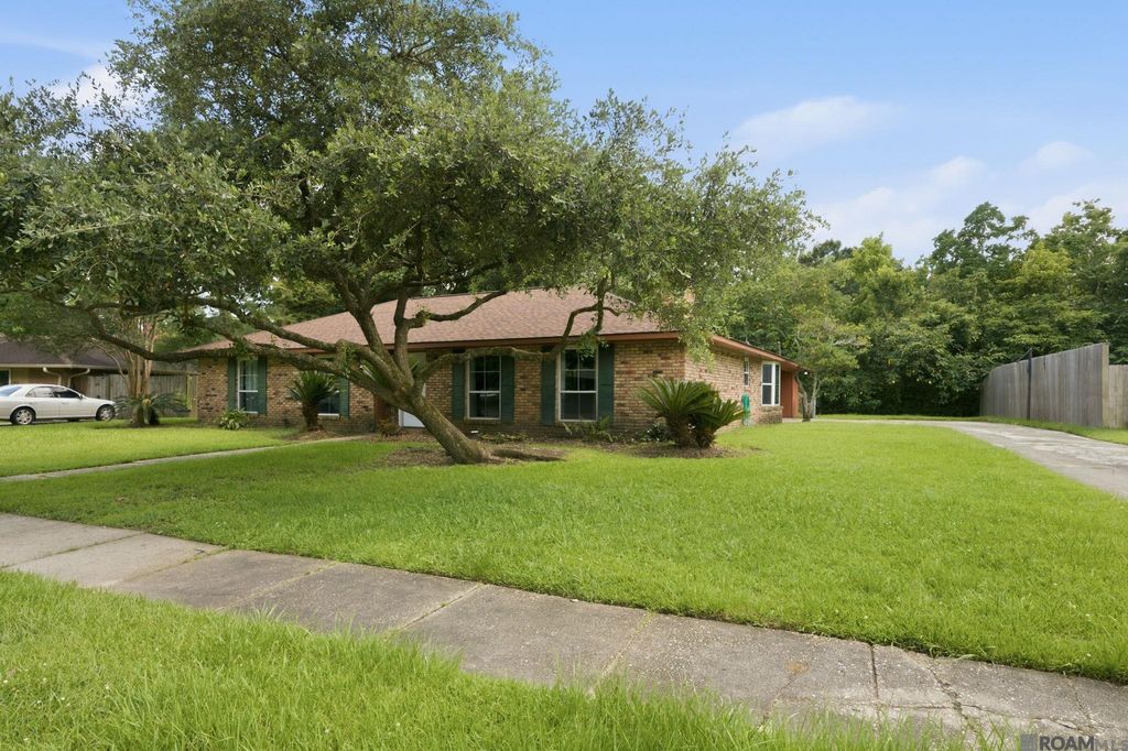 11180 Worthington Ave, Baton Rouge, LA 70815