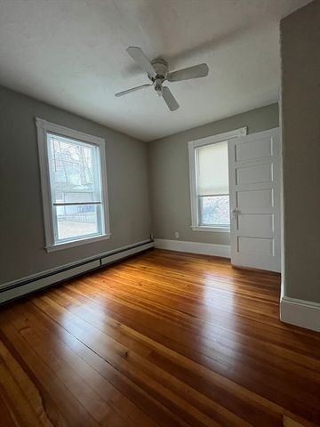 397 Lincoln Ave 1, Saugus, MA 01906