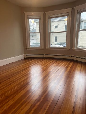 397 Lincoln Ave 1, Saugus, MA 01906